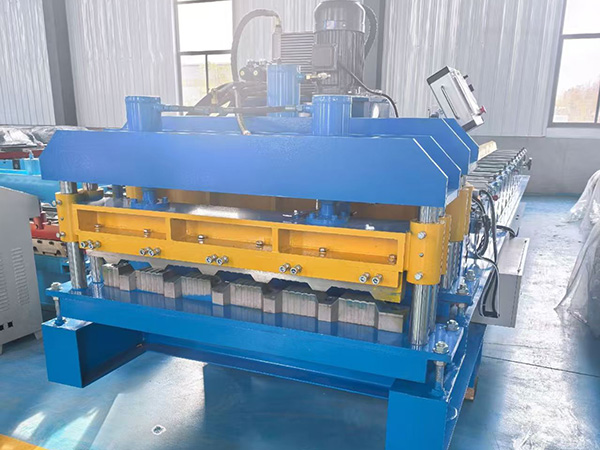Color Steel Roll Forming Machine