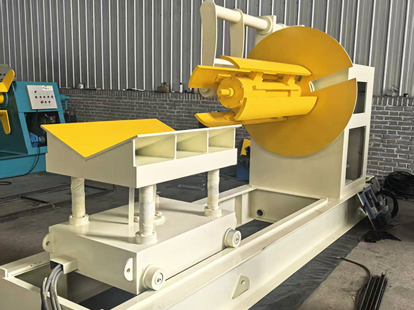 Hydraulic Decoiler Machine