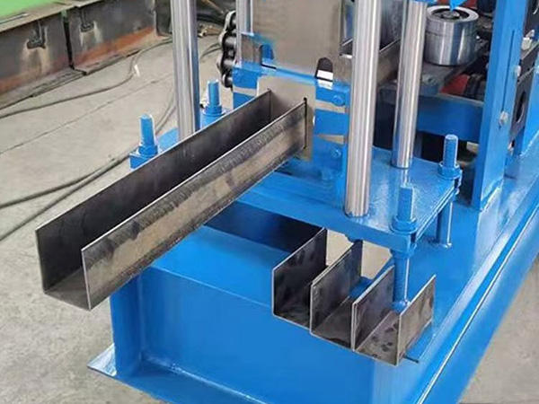 U-Shaped Channel Roll Forming Machine